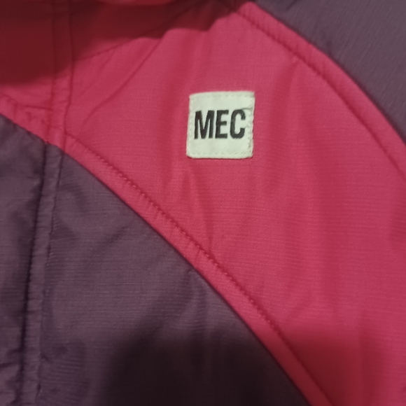Great condition, purple and pink girl size 10 winter Jacket - Picture 10 of 12